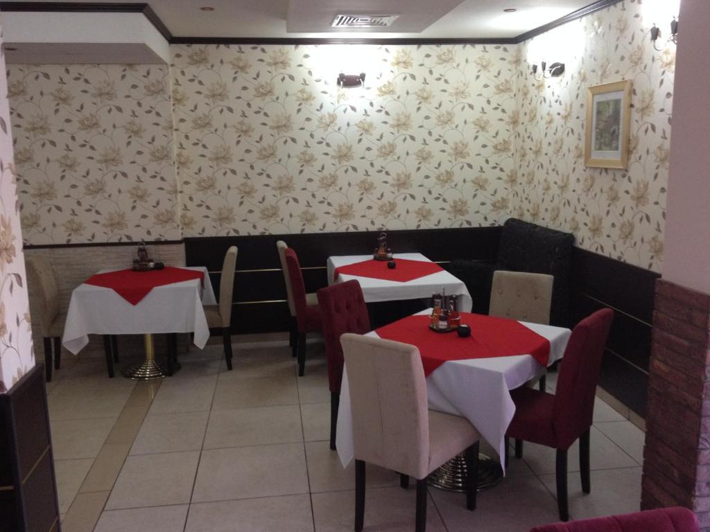 Hotel Elena Βελίκο Τίρνοβο Εξωτερικό φωτογραφία