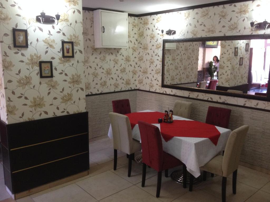 Hotel Elena Βελίκο Τίρνοβο Εξωτερικό φωτογραφία