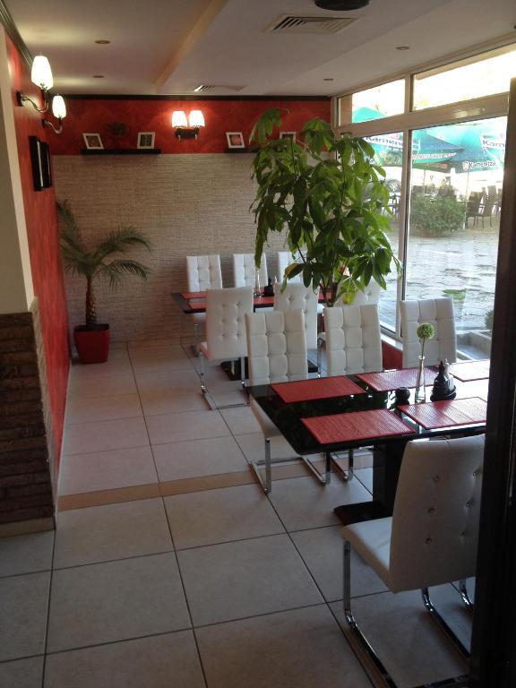 Hotel Elena Βελίκο Τίρνοβο Εξωτερικό φωτογραφία