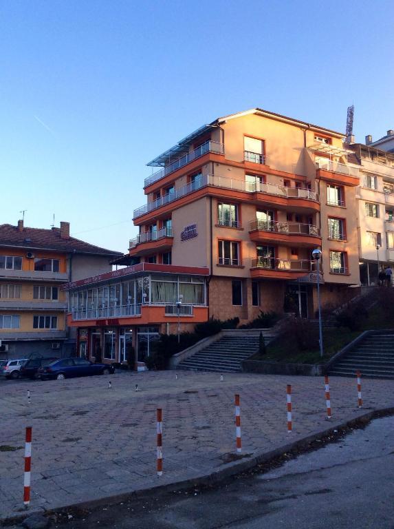 Hotel Elena Βελίκο Τίρνοβο Εξωτερικό φωτογραφία