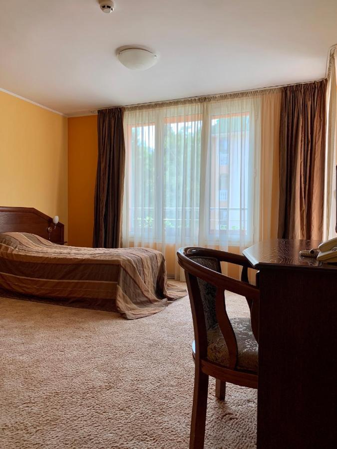Hotel Elena Βελίκο Τίρνοβο Εξωτερικό φωτογραφία