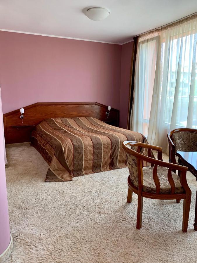 Hotel Elena Βελίκο Τίρνοβο Εξωτερικό φωτογραφία