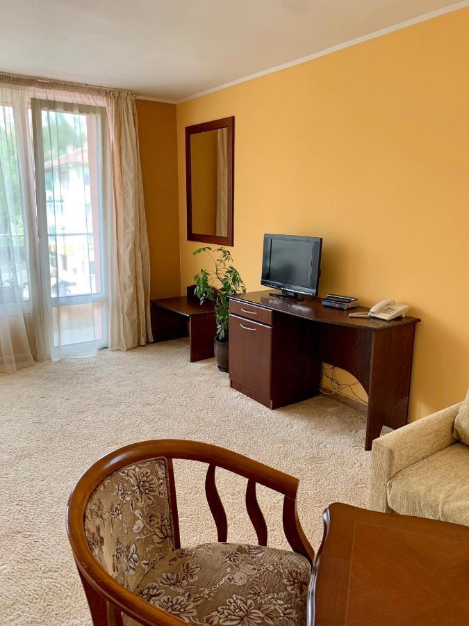 Hotel Elena Βελίκο Τίρνοβο Εξωτερικό φωτογραφία