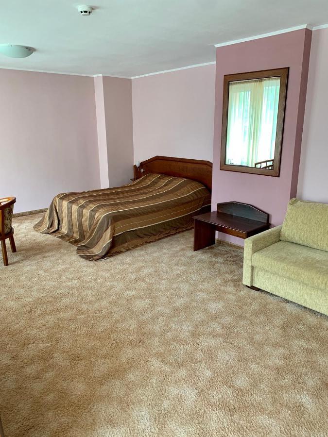 Hotel Elena Βελίκο Τίρνοβο Εξωτερικό φωτογραφία
