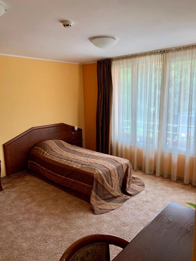 Hotel Elena Βελίκο Τίρνοβο Εξωτερικό φωτογραφία